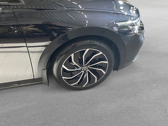 Volkswagen Golf I 8 of 26