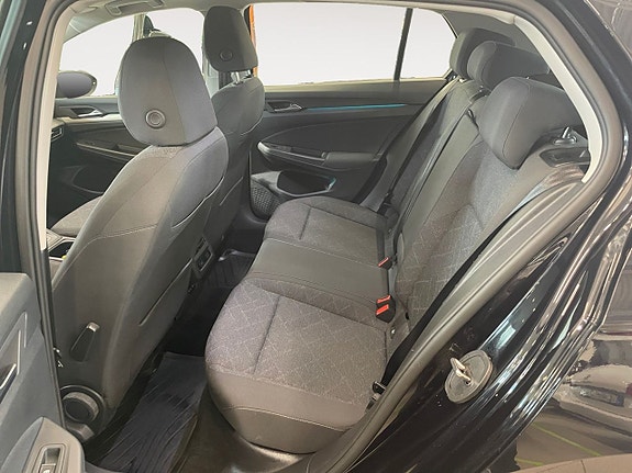 Volkswagen Golf I 14 of 26
