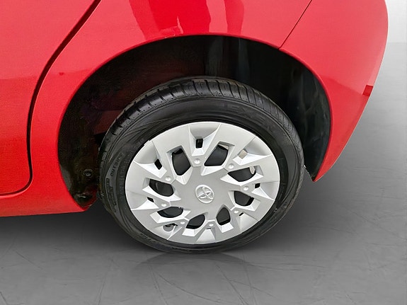 Toyota Aygo X 24 of 26