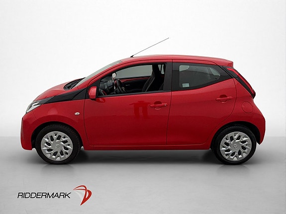 Toyota Aygo X 2 of 26