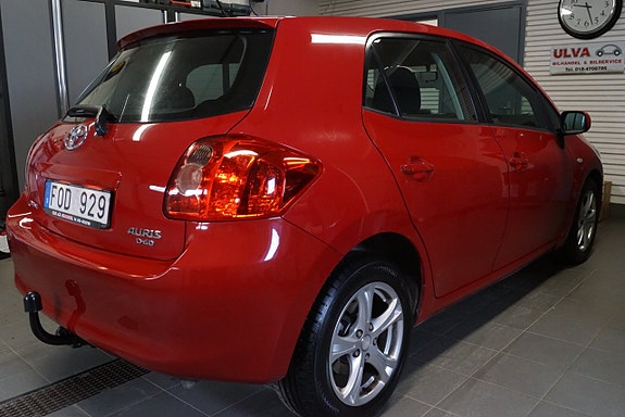 Toyota Auris 4 of 13