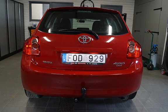 Toyota Auris 13 of 13