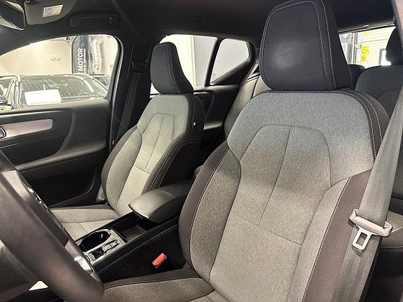 Volvo XC40 20 of 22