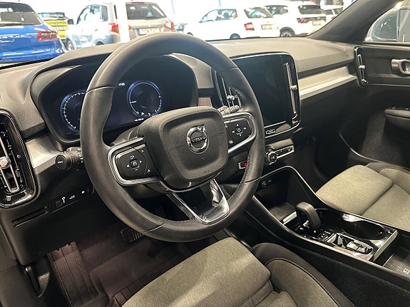Volvo XC40 19 of 22