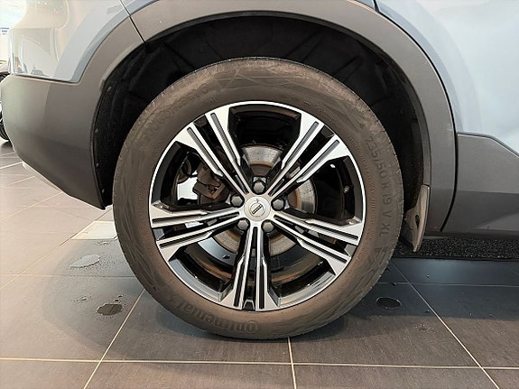 Volvo XC40 18 of 20