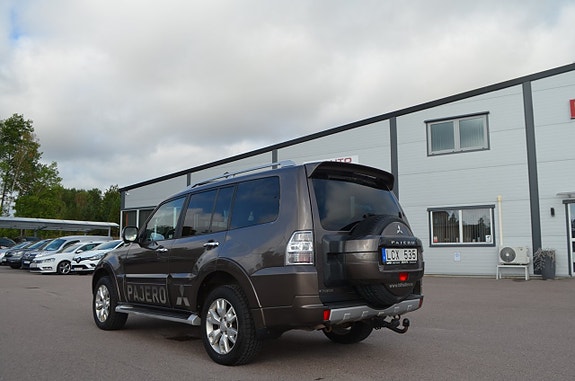 Mitsubishi Pajero 5 of 20