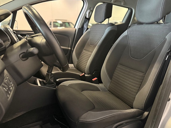 Renault Clio 7 of 11