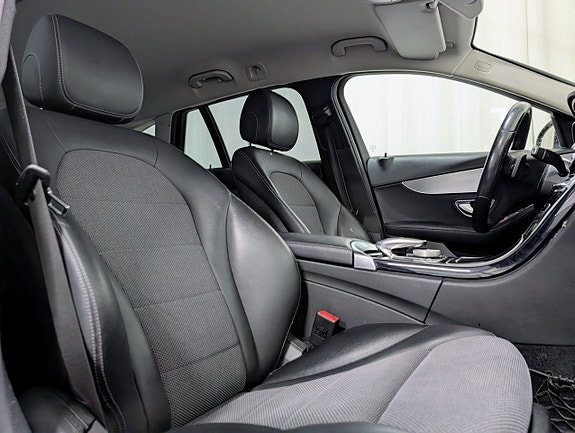 Mercedes-Benz C220 d 10 of 15
