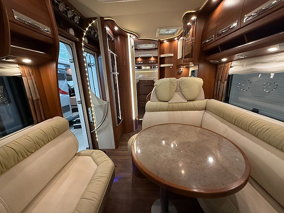 Carthago Chic e-line I 50 LE Yachting *Solcell*Automat*Långbädd* 8 of 23