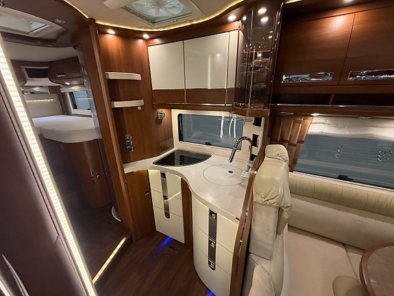 Carthago Chic e-line I 50 LE Yachting *Solcell*Automat*Långbädd* 9 of 23