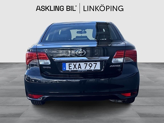 Toyota Avensis 4 of 11