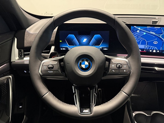 BMW iX1 14 of 19