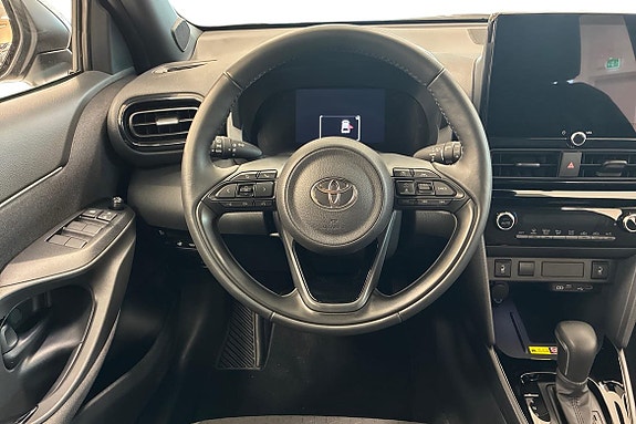 Toyota Yaris Cross 9 of 18