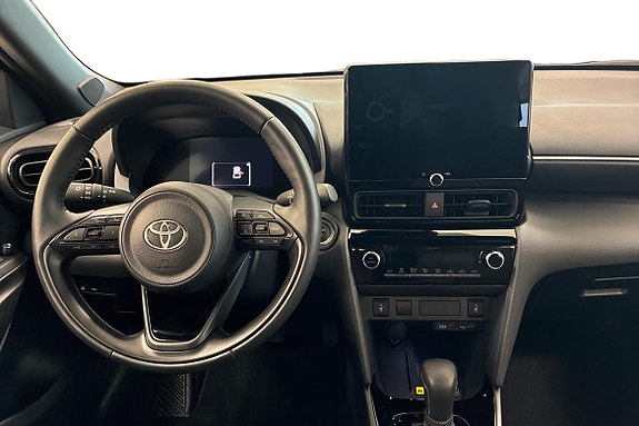 Toyota Yaris Cross 8 of 18