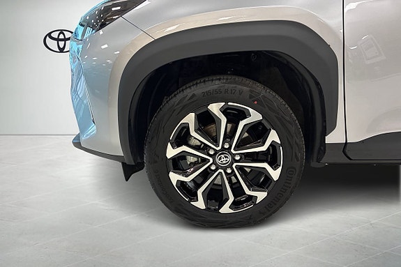 Toyota Yaris Cross 15 of 18