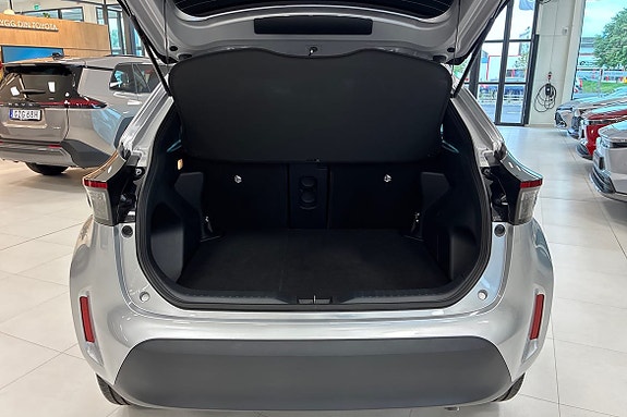 Toyota Yaris Cross 10 of 18