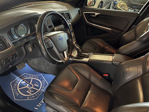 Volvo V60 5 of 6