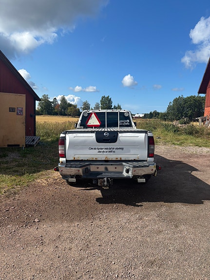 Nissan Navara 3 of 24