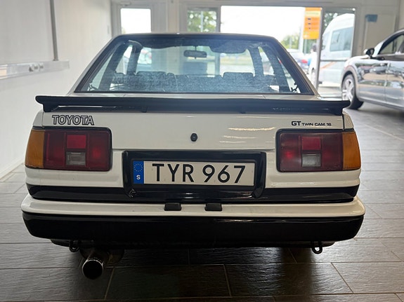 Toyota Corolla 9 of 10