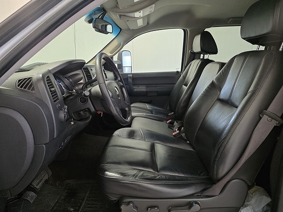 Chevrolet Silverado 2500 6 of 11