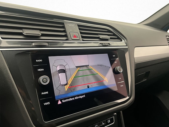 Volkswagen Tiguan 13 of 29
