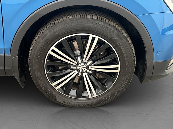 Volkswagen Tiguan 29 of 29