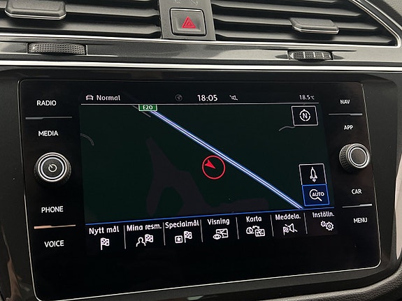 Volkswagen Tiguan 14 of 29