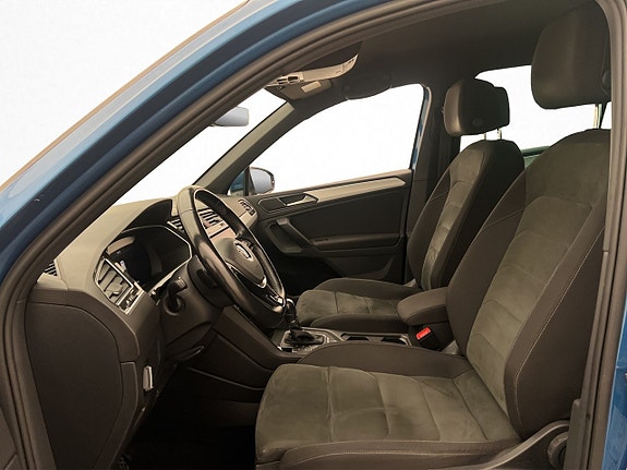 Volkswagen Tiguan 12 of 29