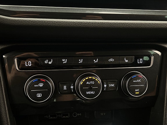 Volkswagen Tiguan 21 of 29