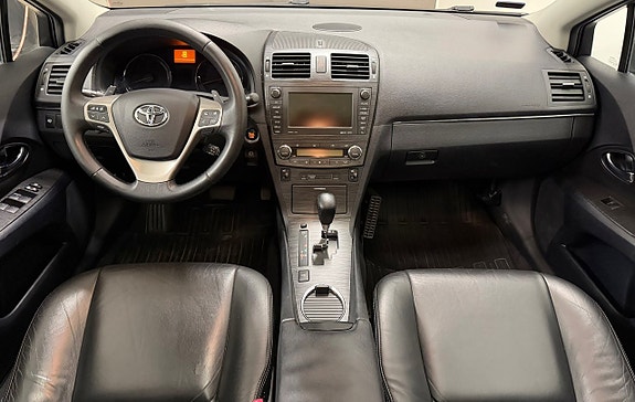 Toyota Avensis 6 of 13