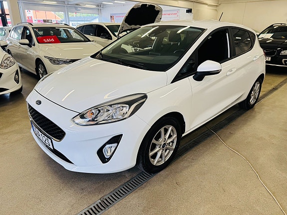 Ford Fiesta 14 of 25