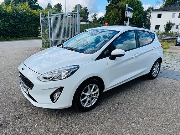 Ford Fiesta 9 of 25