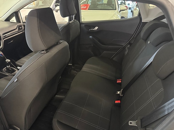 Ford Fiesta 19 of 25