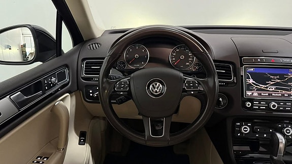 Volkswagen Touareg 21 of 27