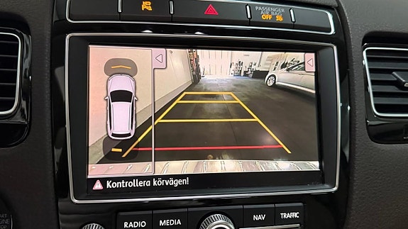Volkswagen Touareg 25 of 27