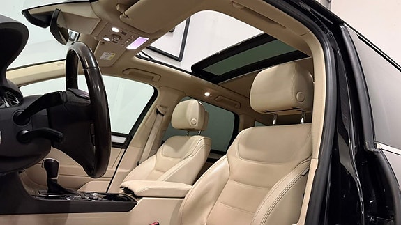 Volkswagen Touareg 7 of 27