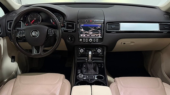 Volkswagen Touareg 18 of 27