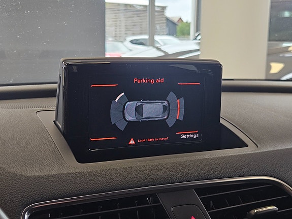 Audi Q3 10 of 20