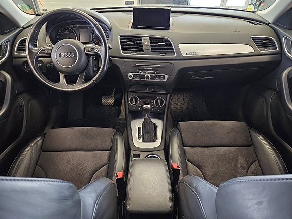 Audi Q3 9 of 20