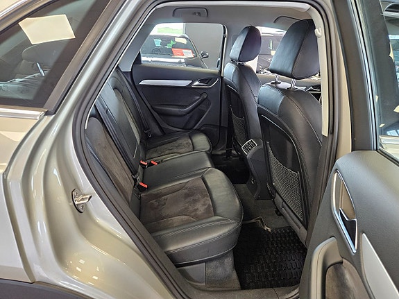 Audi Q3 16 of 20