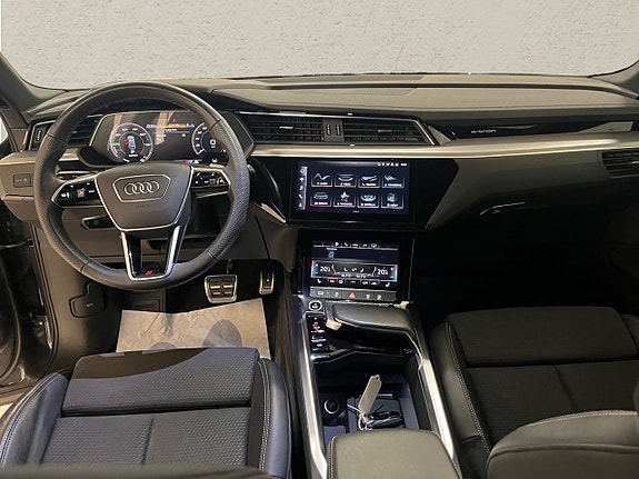 Audi Q8 4 of 7