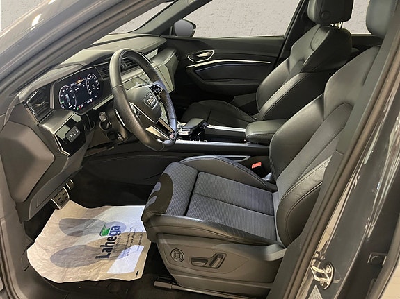 Audi Q8 3 of 7