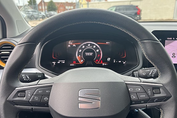 Seat Arona 14 of 18
