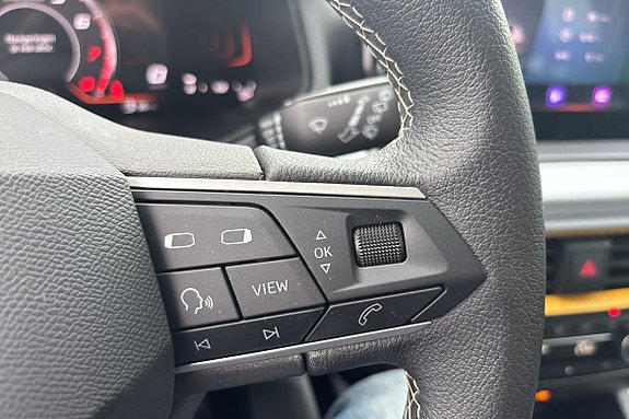 Seat Arona 18 of 18