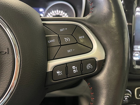 Jeep Compass 24 of 27