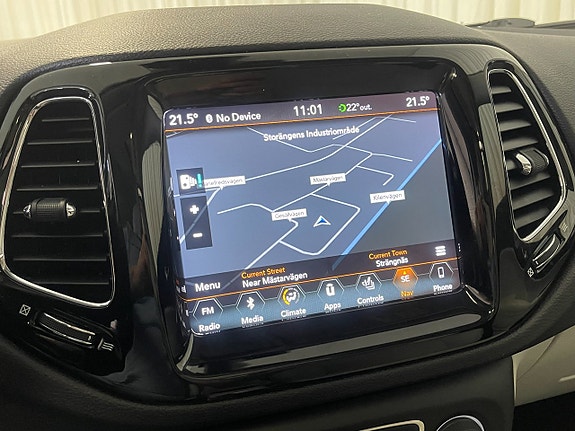 Jeep Compass 21 of 27