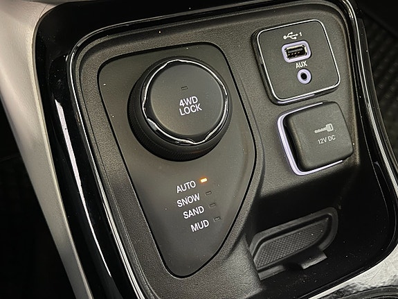 Jeep Compass 18 of 27
