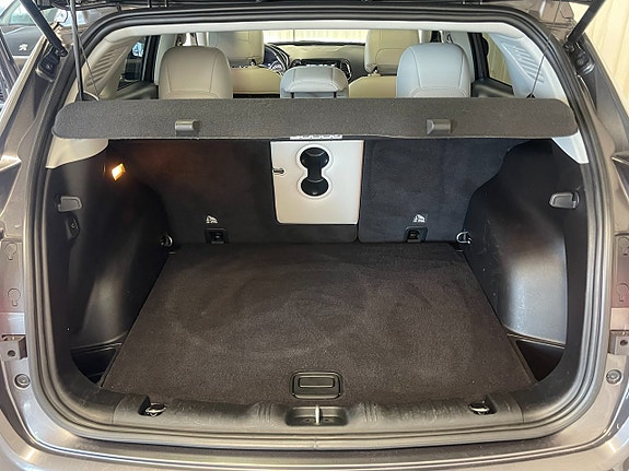 Jeep Compass 26 of 27