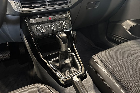 Volkswagen T-Cross 12 of 21