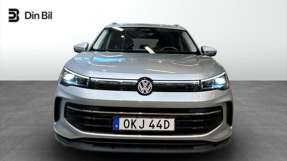 Volkswagen Tiguan 5 of 22